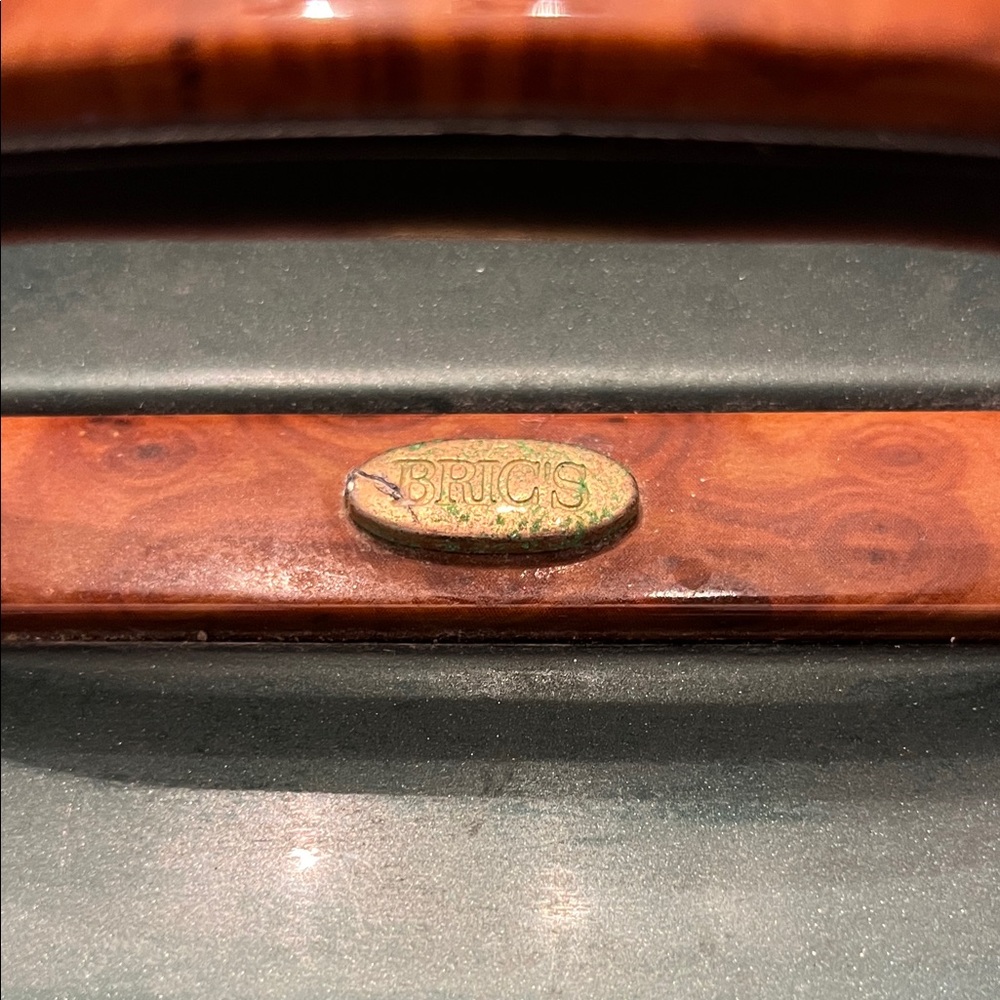 Bric’s‎ Green Hard Shell Carrying Case - Picture 4 of 16